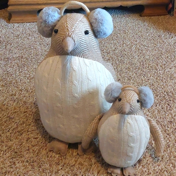 Large Momma Penguin 🐧- NWT - Picture 7 of 7